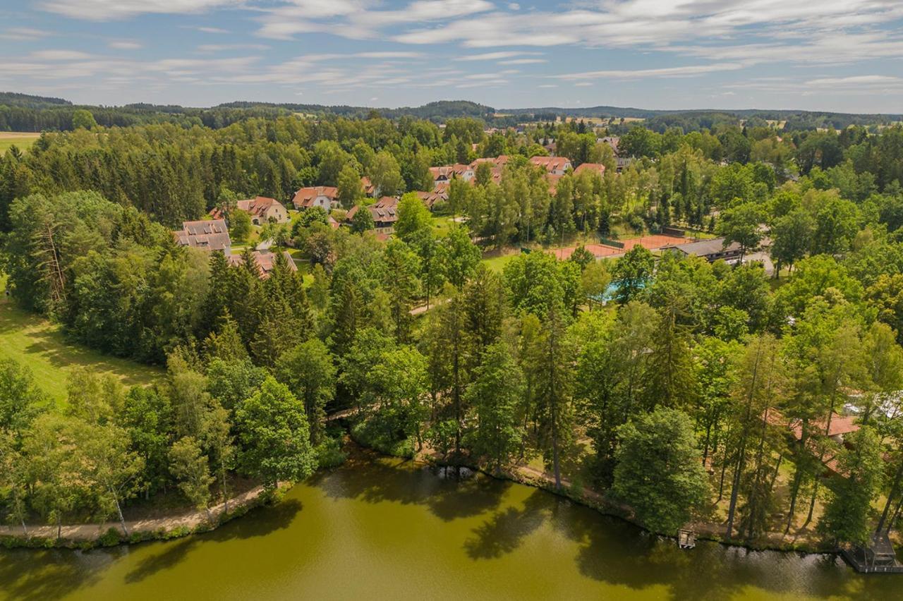 Theater- Und Feriendorf Koenigsleitn Gmbh Litschau Buitenkant foto